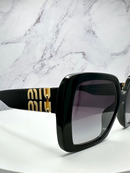 ✨ Miu Miu Oversized Black Square Sunglasses ✨ main image 9